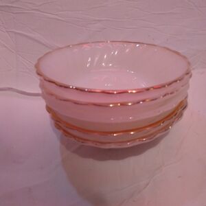 Elegant White and Gold Rimmed Bowls